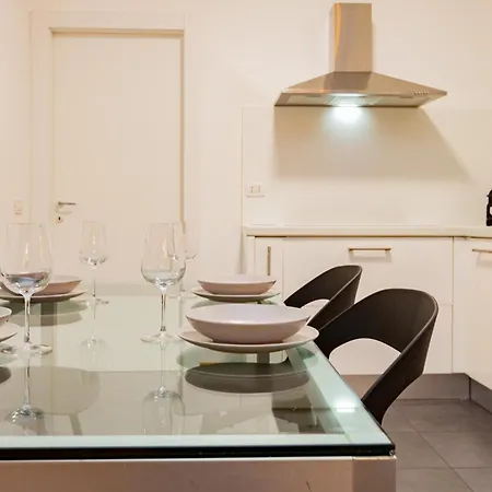 Premuda20 Elegant Apartment Milan